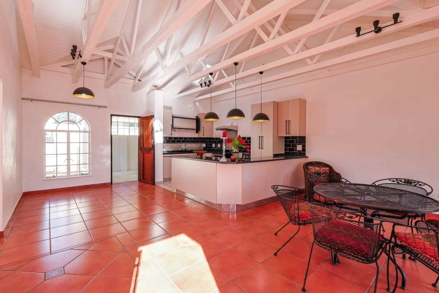 2 Bedroom Property for Sale in Garsfontein Gauteng