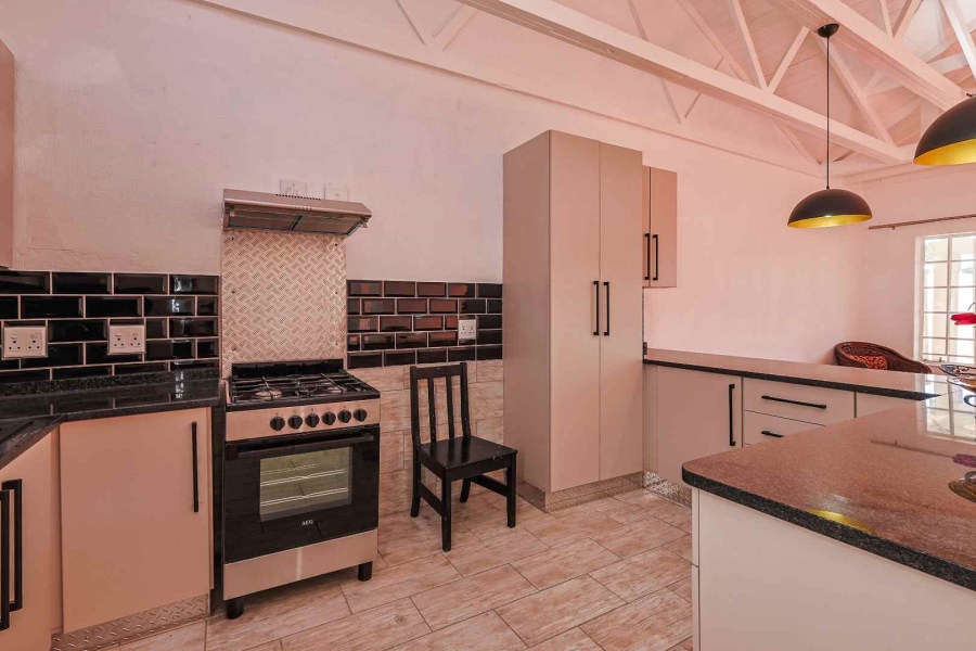 2 Bedroom Property for Sale in Garsfontein Gauteng