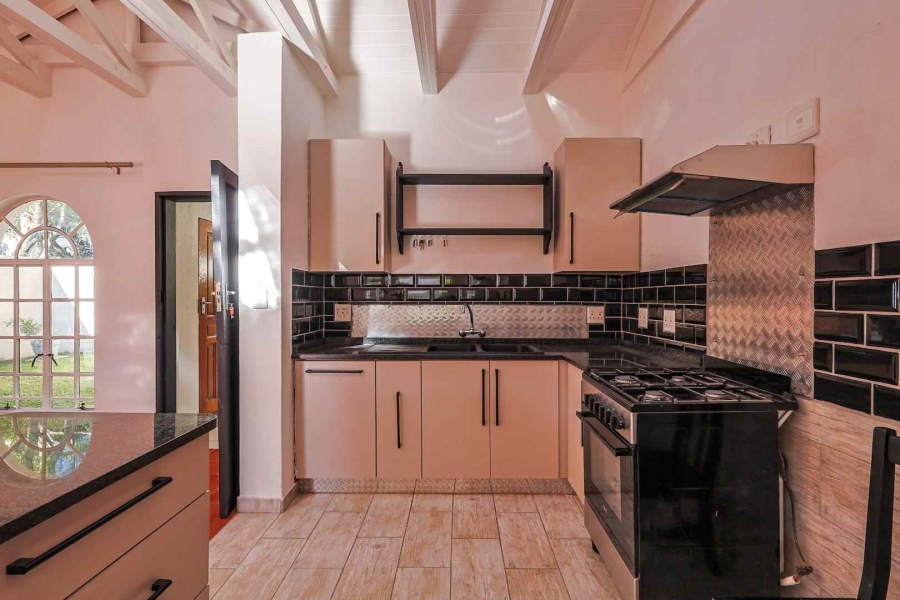 2 Bedroom Property for Sale in Garsfontein Gauteng