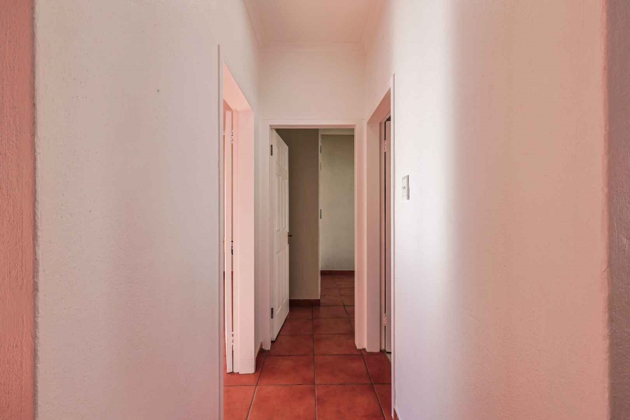 2 Bedroom Property for Sale in Garsfontein Gauteng