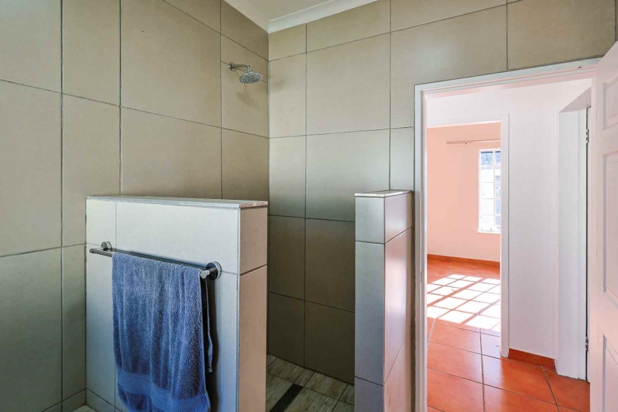 2 Bedroom Property for Sale in Garsfontein Gauteng