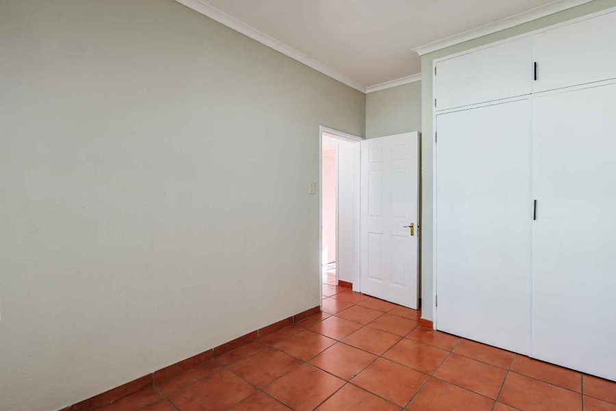 2 Bedroom Property for Sale in Garsfontein Gauteng