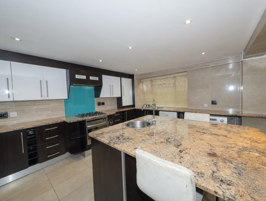 3 Bedroom Property for Sale in Illovo Gauteng