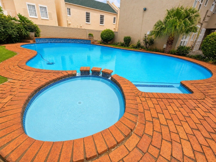 1 Bedroom Property for Sale in New Redruth Gauteng