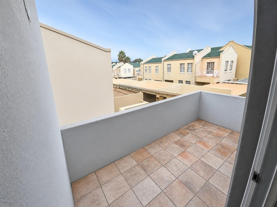 1 Bedroom Property for Sale in New Redruth Gauteng