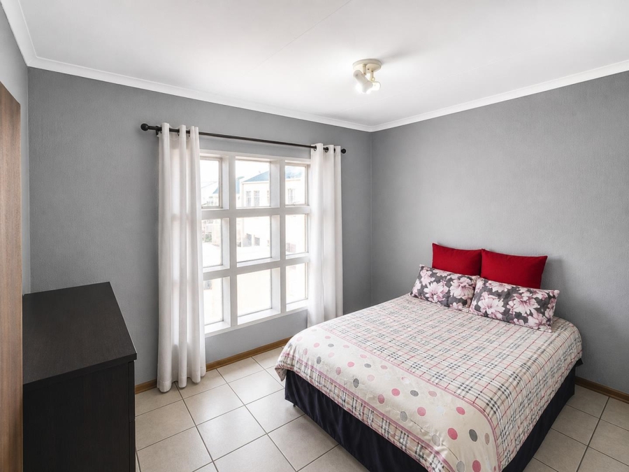 1 Bedroom Property for Sale in New Redruth Gauteng