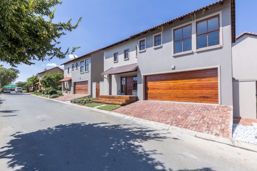 To Let 2 Bedroom Property for Rent in Dainfern Gauteng