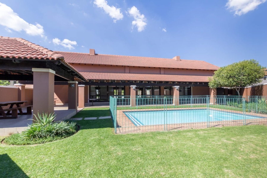 To Let 2 Bedroom Property for Rent in Dainfern Gauteng