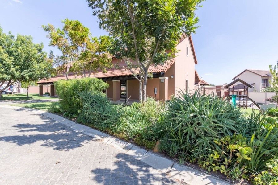 To Let 2 Bedroom Property for Rent in Dainfern Gauteng