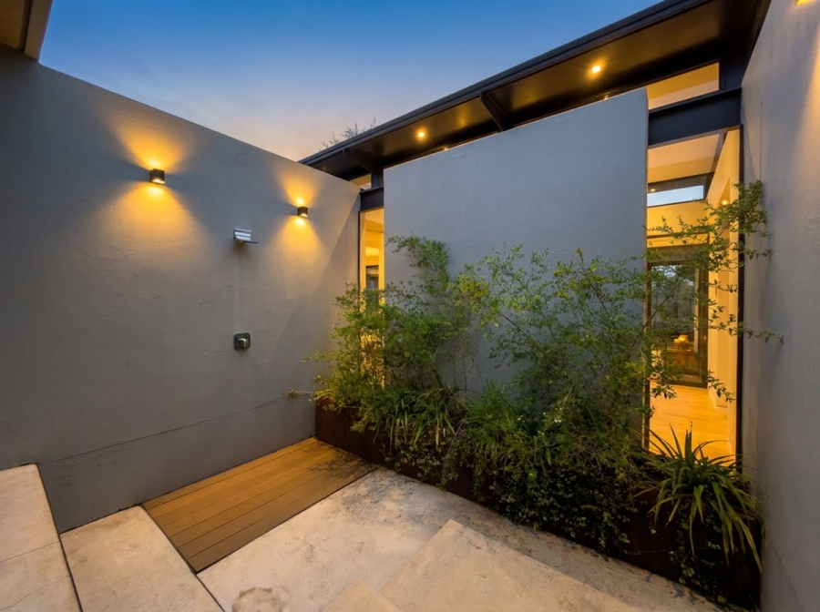 4 Bedroom Property for Sale in Monaghan Farm Gauteng