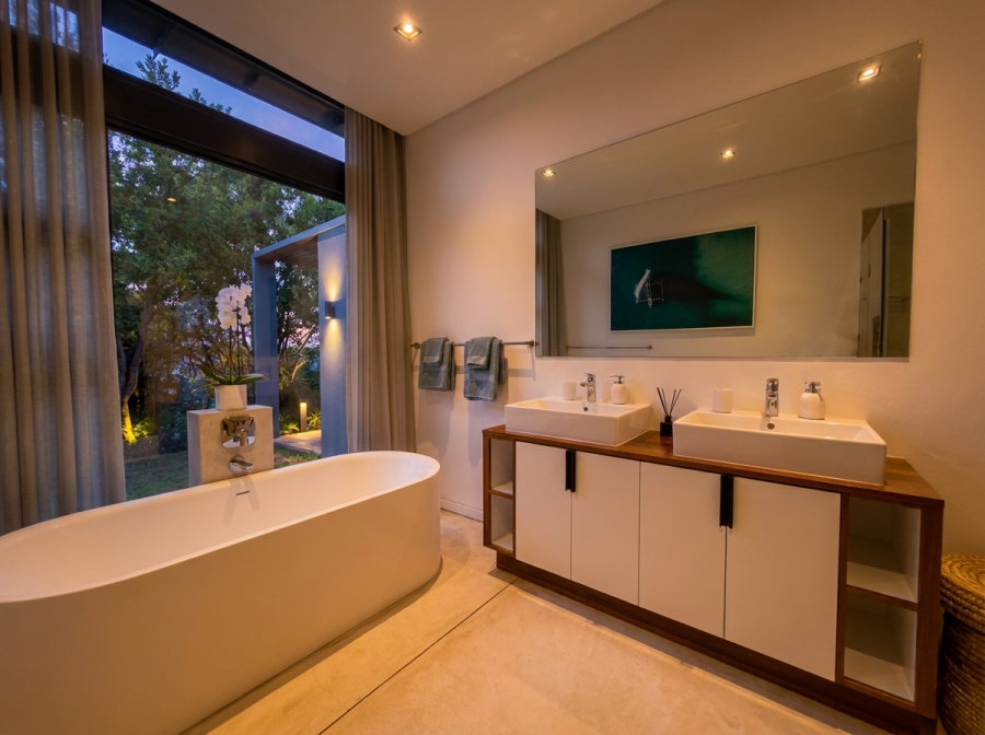 4 Bedroom Property for Sale in Monaghan Farm Gauteng
