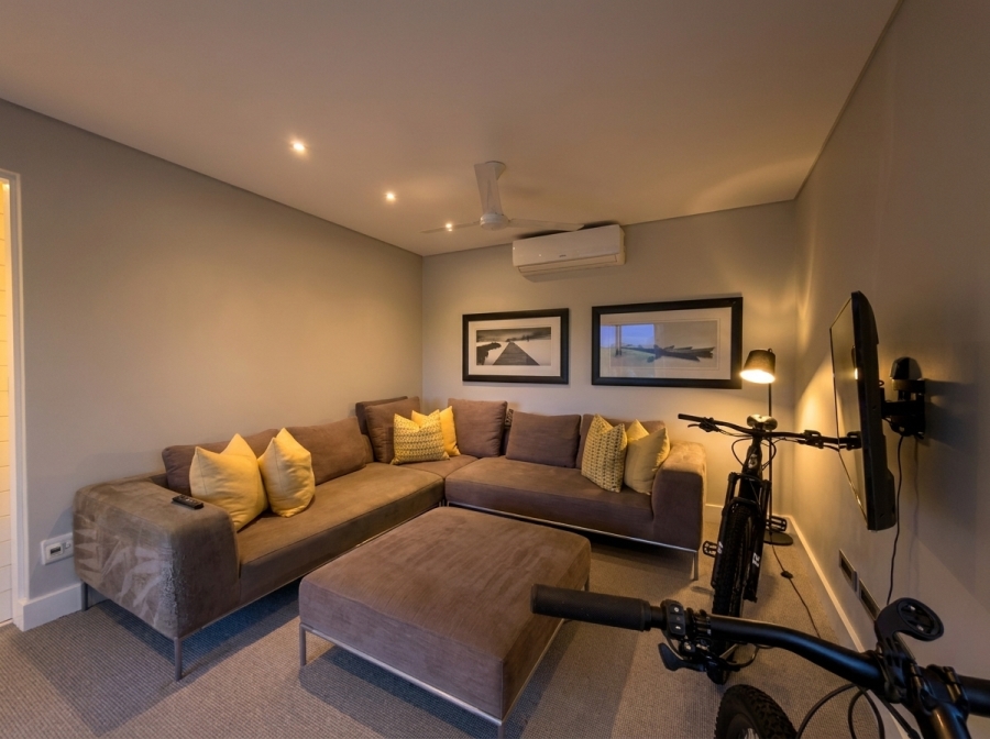 4 Bedroom Property for Sale in Monaghan Farm Gauteng