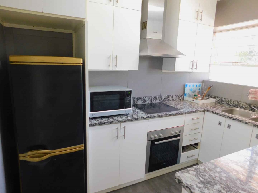 To Let 2 Bedroom Property for Rent in Hurlpark Gauteng
