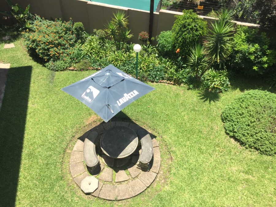 To Let 2 Bedroom Property for Rent in Hurlpark Gauteng