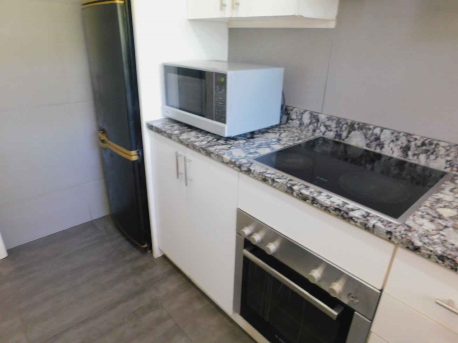 To Let 2 Bedroom Property for Rent in Hurlpark Gauteng