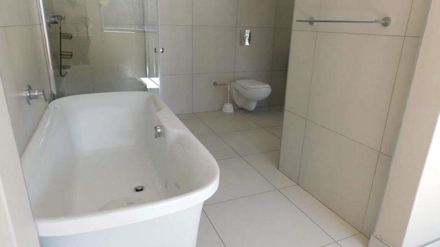 To Let 1 Bedroom Property for Rent in Bryanston Gauteng