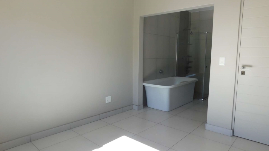 To Let 1 Bedroom Property for Rent in Bryanston Gauteng