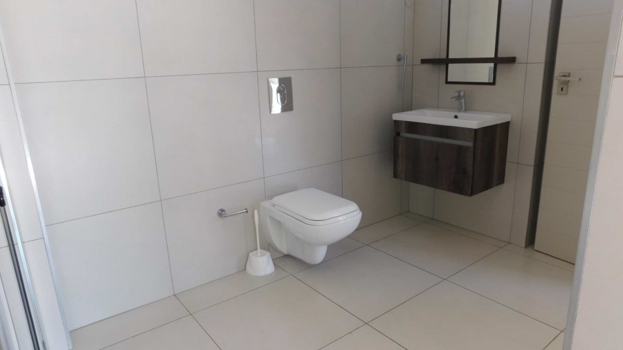 To Let 1 Bedroom Property for Rent in Bryanston Gauteng