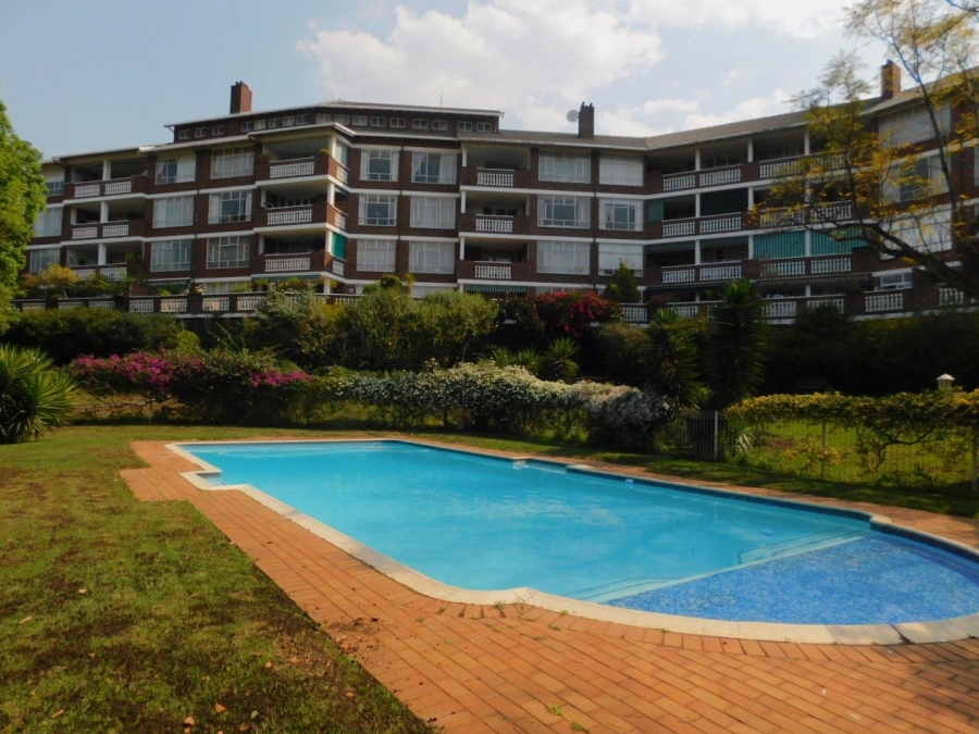 To Let 4 Bedroom Property for Rent in Illovo Gauteng