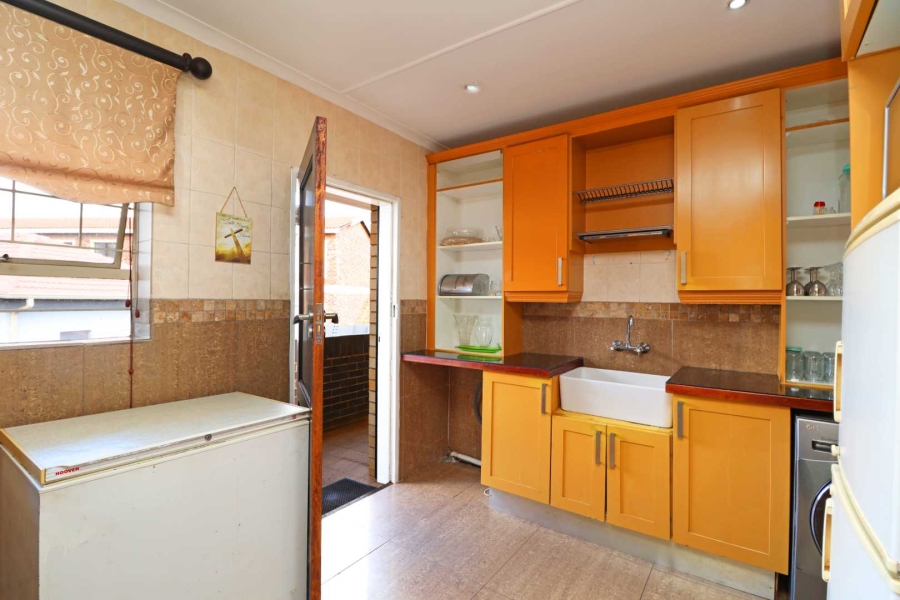 2 Bedroom Property for Sale in Greenhills Gauteng