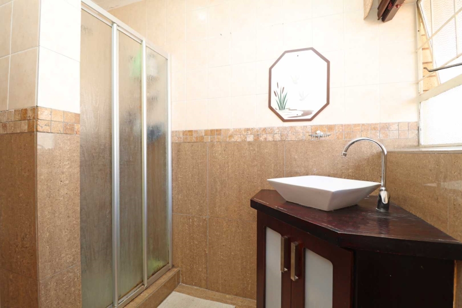 2 Bedroom Property for Sale in Greenhills Gauteng