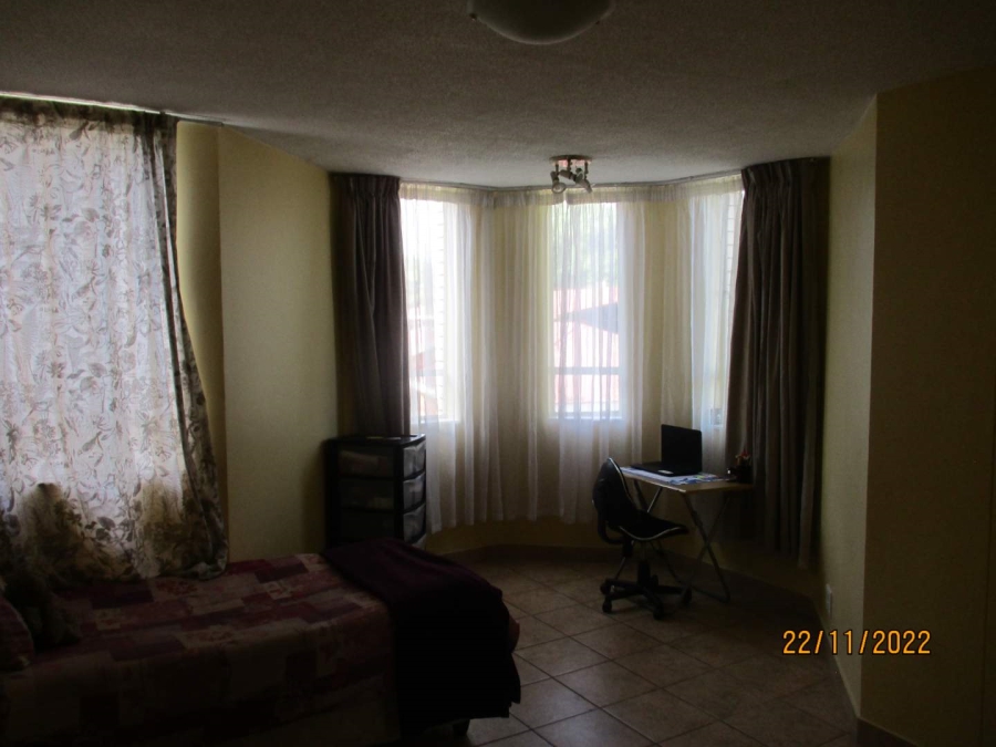 1 Bedroom Property for Sale in Hatfield Gauteng