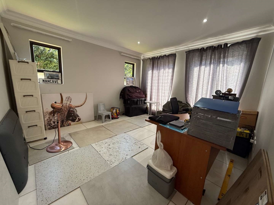 4 Bedroom Property for Sale in Newmark Estate Gauteng