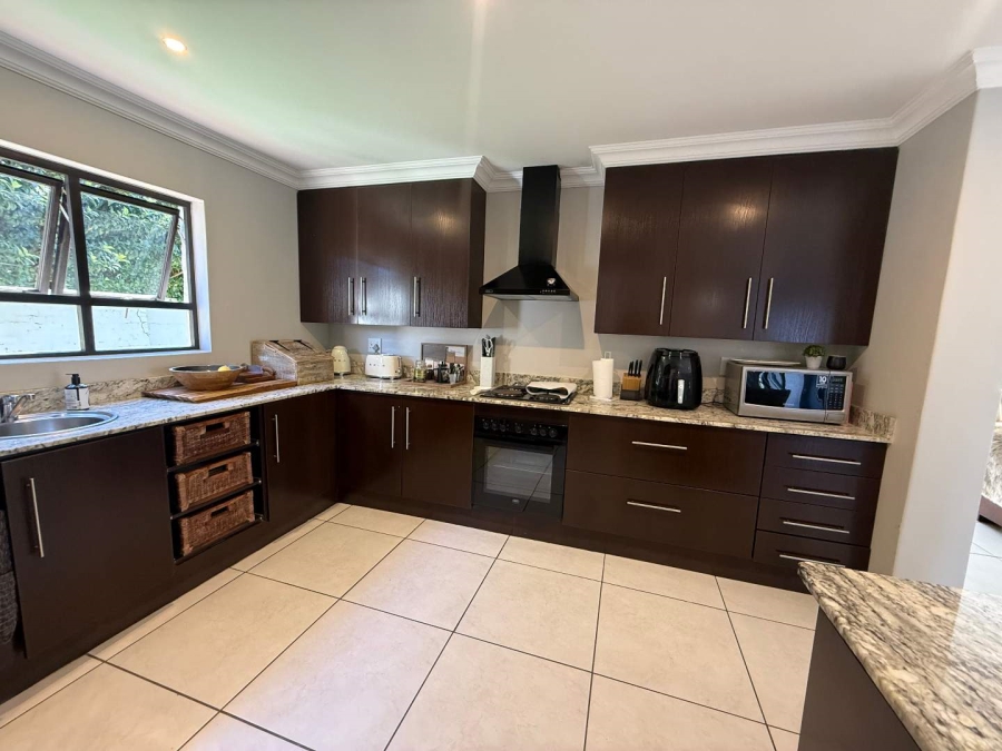 4 Bedroom Property for Sale in Newmark Estate Gauteng