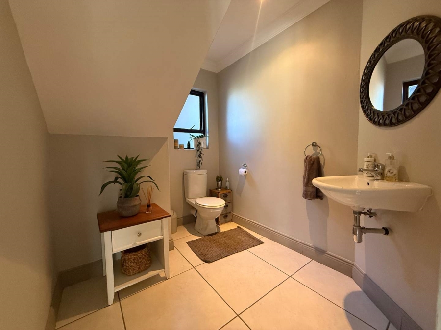 4 Bedroom Property for Sale in Newmark Estate Gauteng