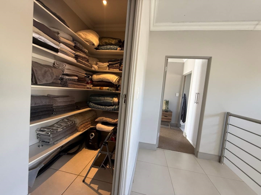 4 Bedroom Property for Sale in Newmark Estate Gauteng