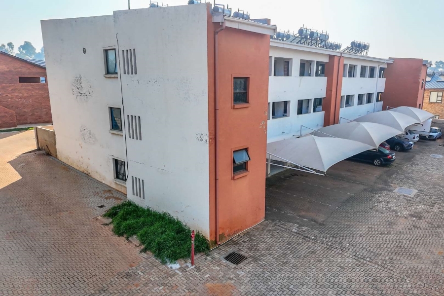 2 Bedroom Property for Sale in Albemarle Gauteng
