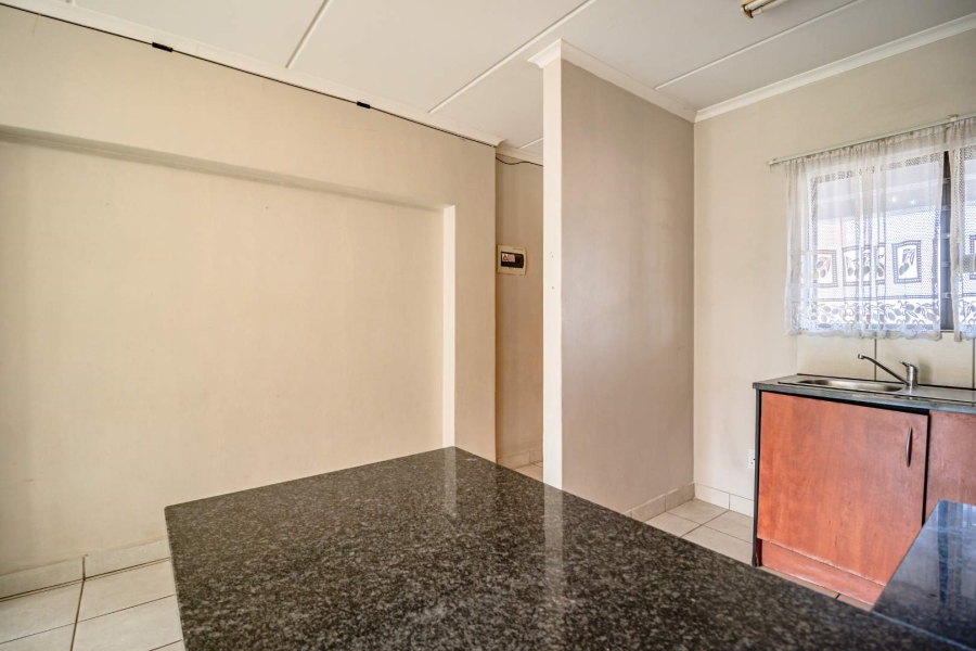 2 Bedroom Property for Sale in Albemarle Gauteng