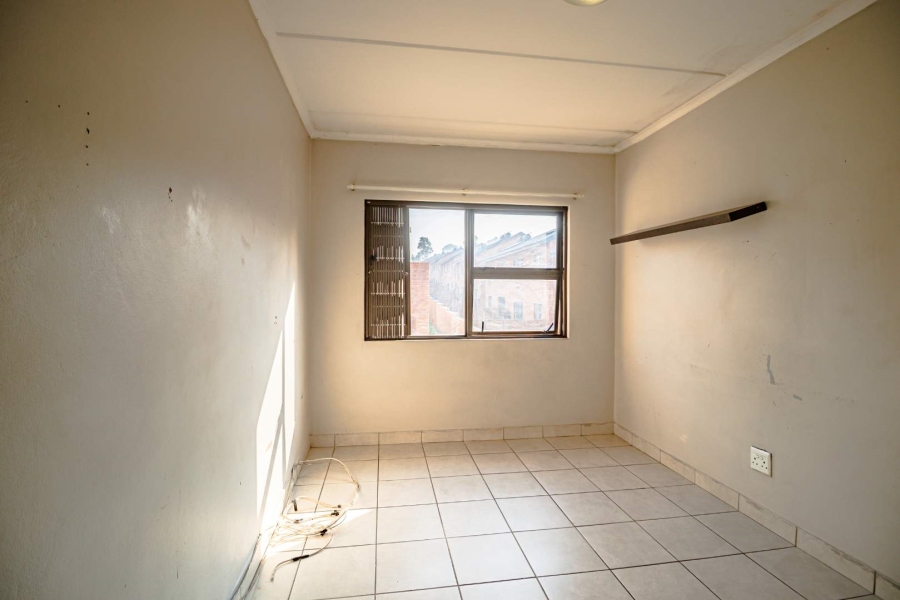 2 Bedroom Property for Sale in Albemarle Gauteng