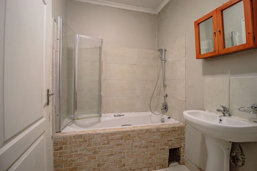 2 Bedroom Property for Sale in Albemarle Gauteng