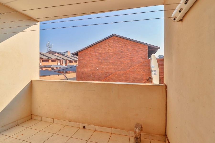 2 Bedroom Property for Sale in Albemarle Gauteng