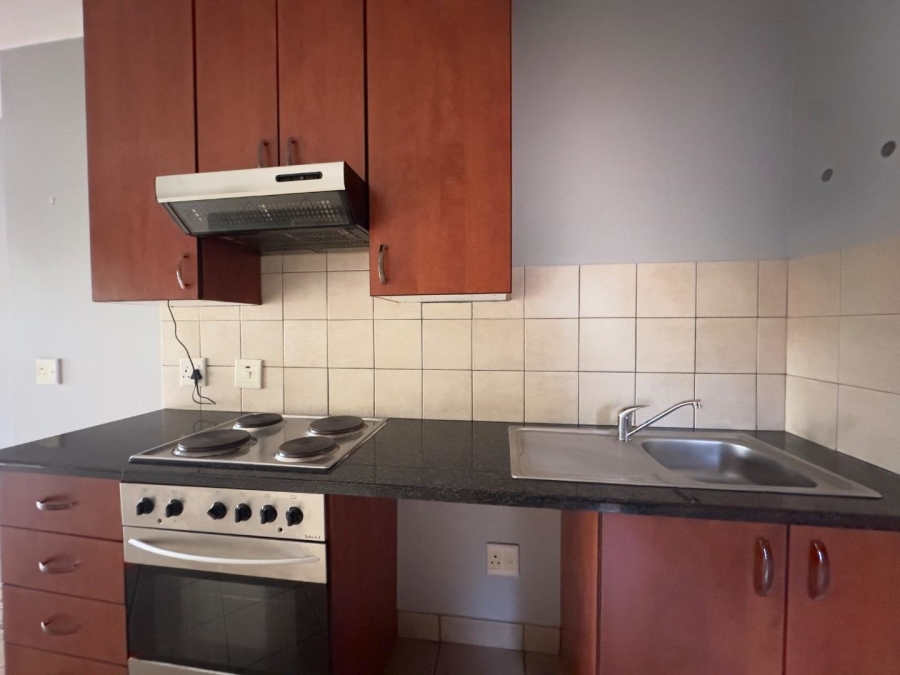 1 Bedroom Property for Sale in Oukraal Estate Gauteng