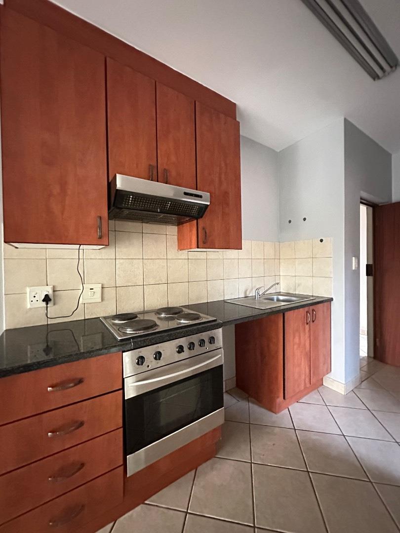 1 Bedroom Property for Sale in Oukraal Estate Gauteng