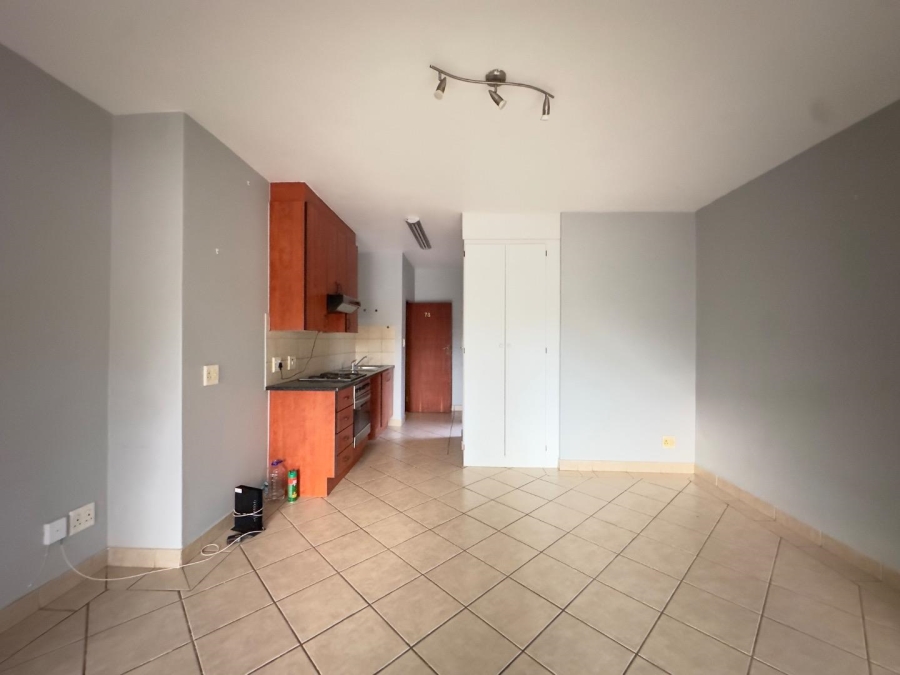 1 Bedroom Property for Sale in Oukraal Estate Gauteng