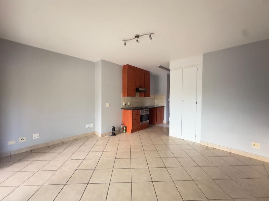 1 Bedroom Property for Sale in Oukraal Estate Gauteng