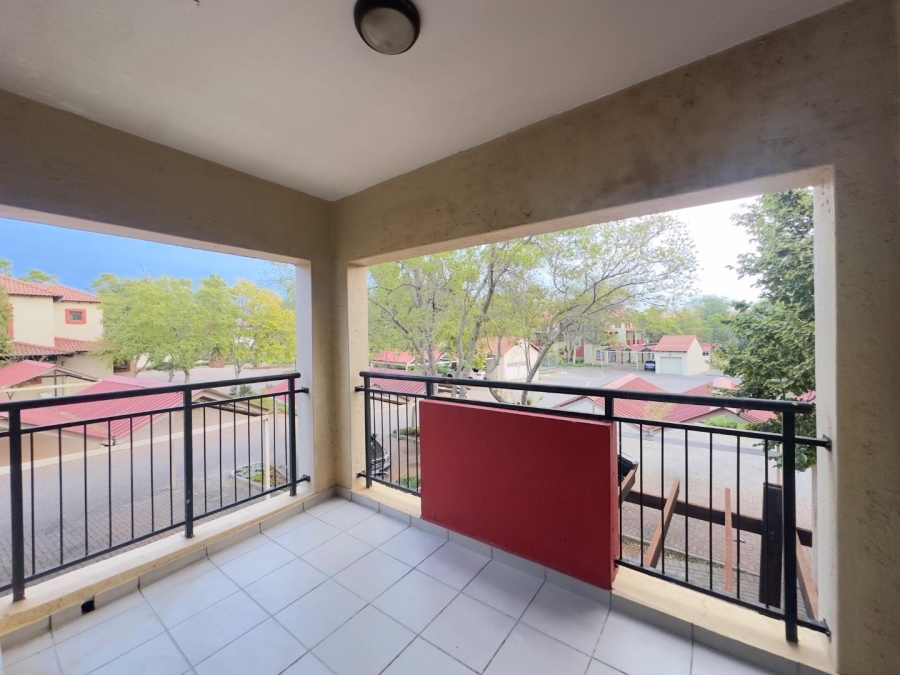 1 Bedroom Property for Sale in Oukraal Estate Gauteng