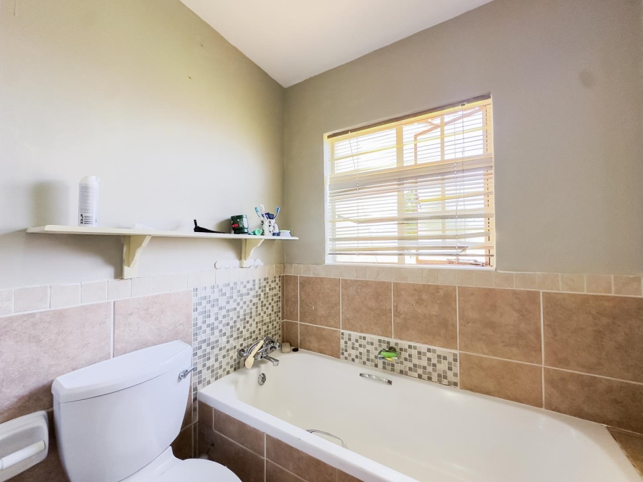 2 Bedroom Property for Sale in Mooikloof Ridge Gauteng