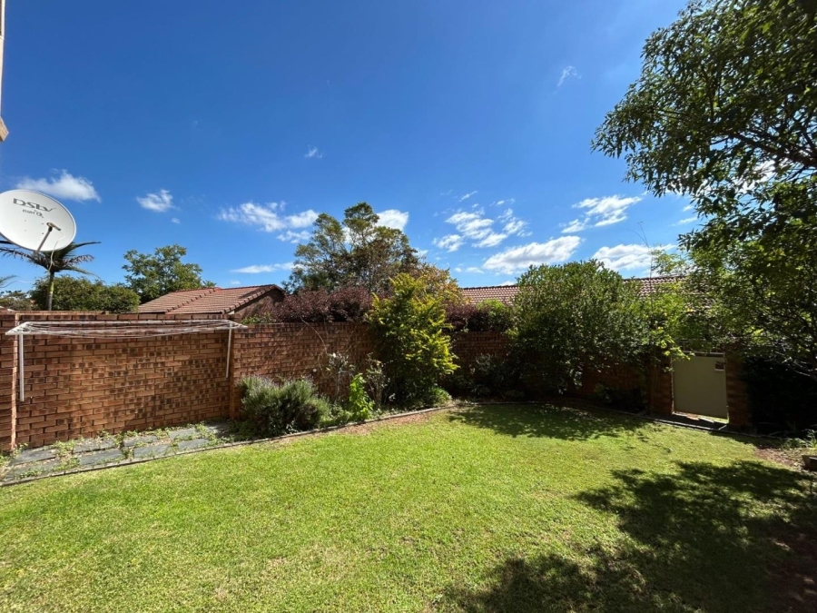 2 Bedroom Property for Sale in Mooikloof Ridge Gauteng