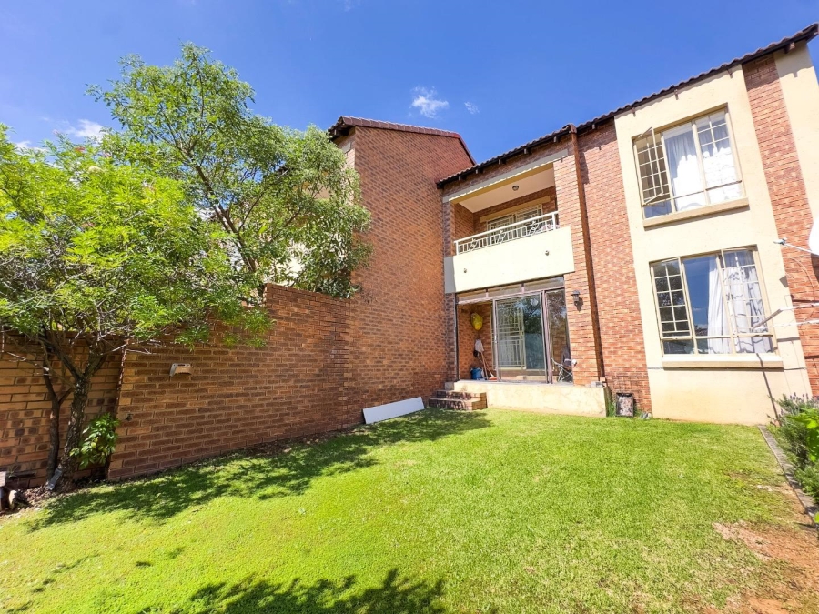 2 Bedroom Property for Sale in Mooikloof Ridge Gauteng