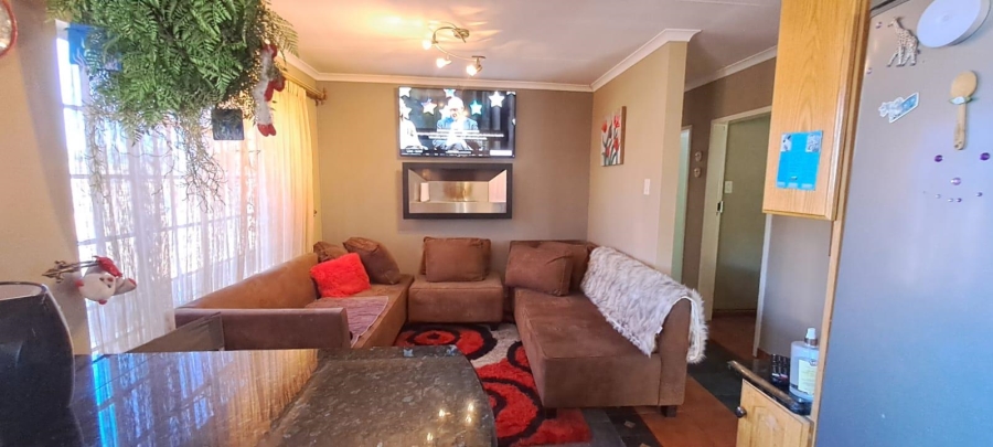 3 Bedroom Property for Sale in Brackendowns Gauteng