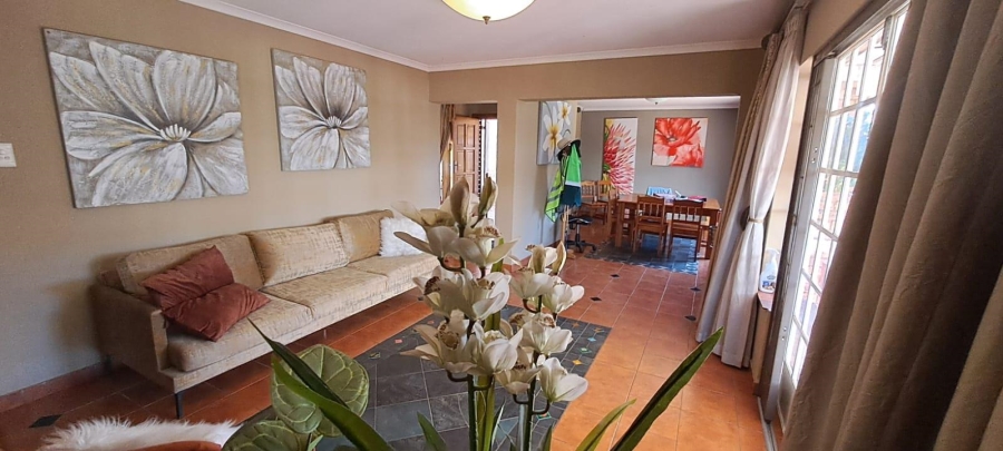 3 Bedroom Property for Sale in Brackendowns Gauteng