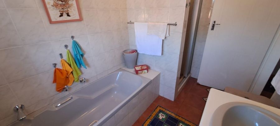 3 Bedroom Property for Sale in Brackendowns Gauteng