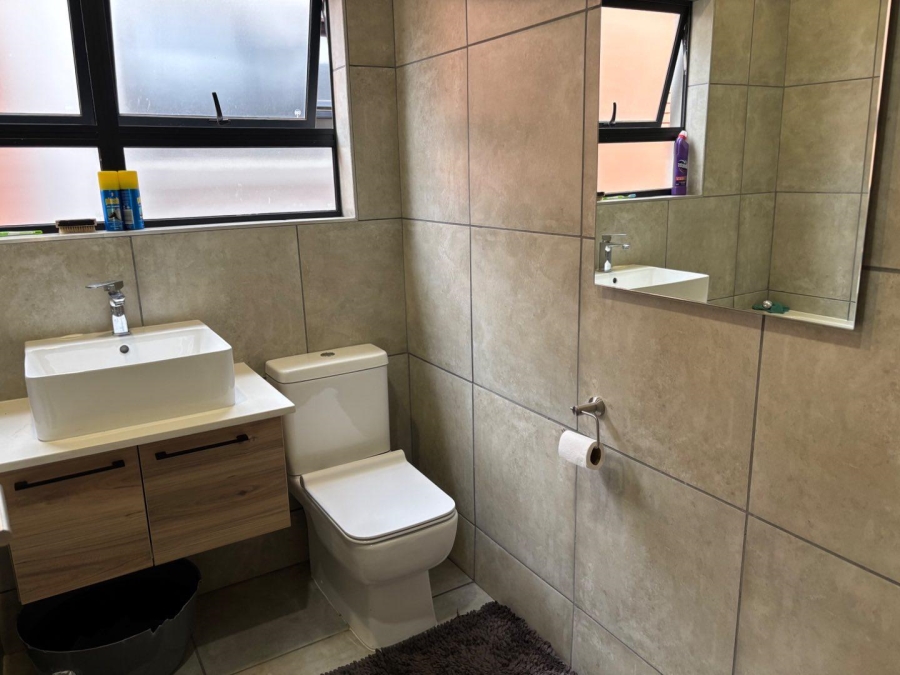 2 Bedroom Property for Sale in Six Fountains Residential Estate Gauteng