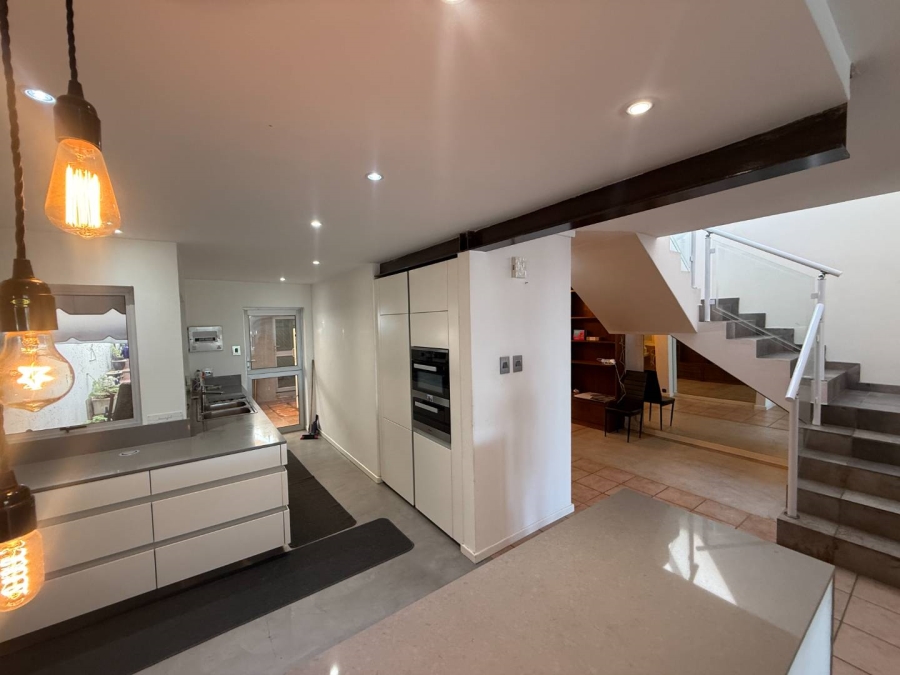 To Let 3 Bedroom Property for Rent in Northcliff Gauteng