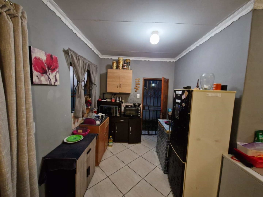 To Let 1 Bedroom Property for Rent in Kilner Park Gauteng