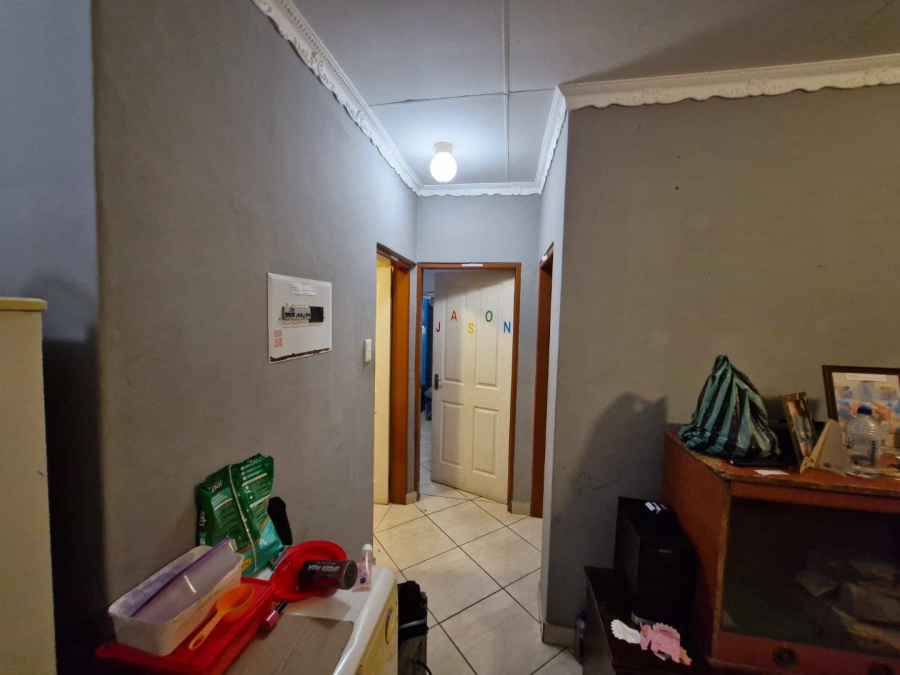 To Let 1 Bedroom Property for Rent in Kilner Park Gauteng